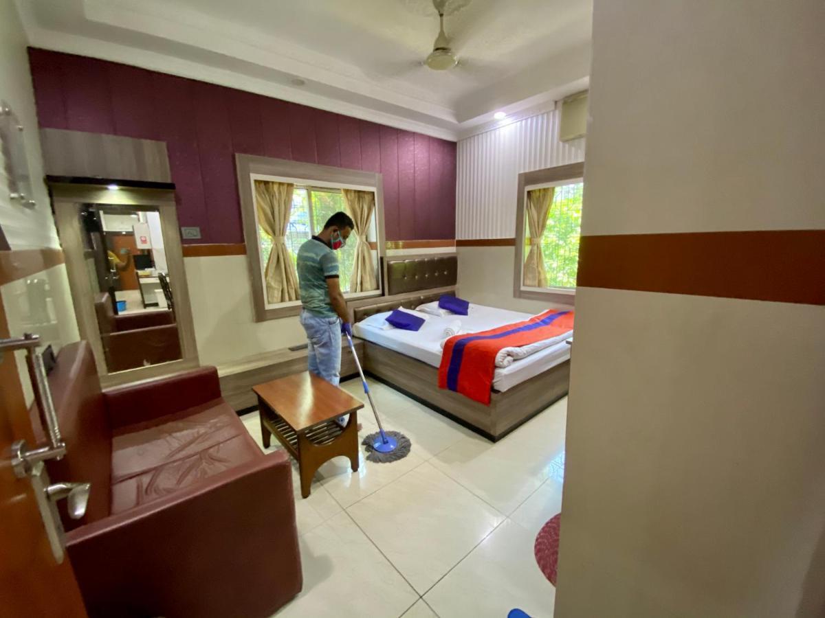 Vinayak Guest House Kalkuta Zewnętrze zdjęcie